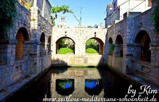 Stari Grad/Faros