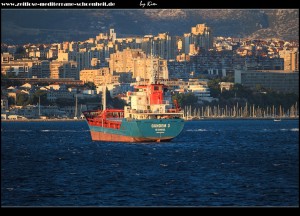 Türkisches Frachtschiff vor Split