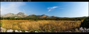 Auf dem Weg nach Lisac mit Blick auf den Tmor