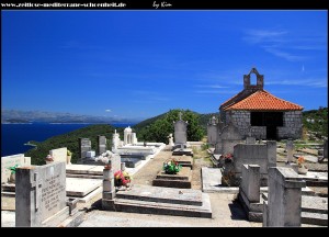 Die Kirche samt Friedhof