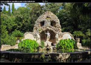 ...endet mit der  "fontana boga mora Neptuna"