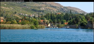 Am Kloster mit Blick auf die Flusslandschaft, Komolac und die Marina