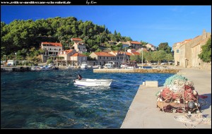 Morgenstimmung am Hafen von Suđurađ