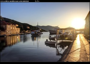 Morgenstimmung am Hafen von Suđurađ