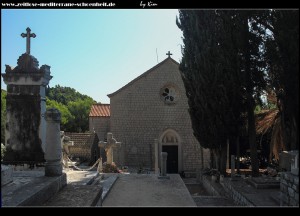 die Kirche Gospa od Šunja, samt Friedhof, freistehendem Glockenturm und 2 weiteren Kapellen