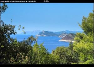 Auf dem Feram mit tollem Blick auf die Steilküste, die Insel Sv. Andrija, sowie Šipan, Pelješac und Mljet