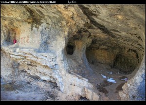 An der Höhle