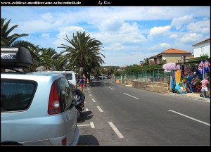 Strand - und Hafenbereich von Okrug gornji