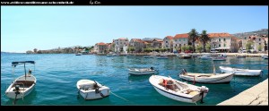 Am Hafen mit tollen Ansichten auf Kaštel Stari und im Hintergrund Kaštel Novi