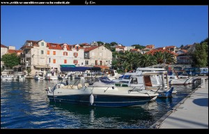...mit tollen Aussichten auf Čiovo-Ort und Trogir