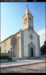 Pfarrkirche Svi Svetih mit tollem Ausblick vom Vorplatz