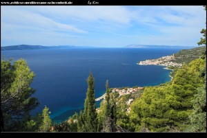 Sensationeller Ausblick vom Friedhof auf Igrane (rechts), Porat (mittig), sowie Brač (rechts) und Hvar (links)
