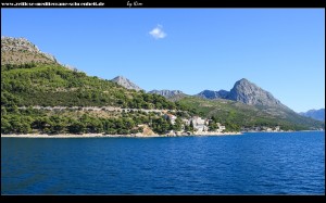 traumhafte Ausblicke auf die Landschaft um Drvenik auf der Fährfahrt nach Hvar