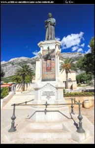 Statue des fra Andrija Kačić-Miošić