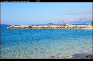 Entlang der Promenade Richtung Baška Voda im März 2015