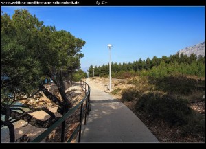 Entlang der Promenade Richtung Baška Voda im März 2015