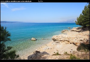 Entlang der Promenade Richtung Baška Voda im März 2015