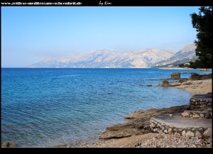 Spaziergang entlang der Promenade von Baška Voda bis Promajna