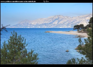 Spaziergang entlang der Promenade von Baška Voda bis Promajna