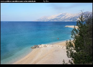 Spaziergang entlang der Promenade von Baška Voda bis Promajna