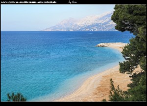 Spaziergang entlang der Promenade von Baška Voda bis Promajna