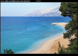 Spaziergang entlang der Promenade von Baška Voda bis Promajna